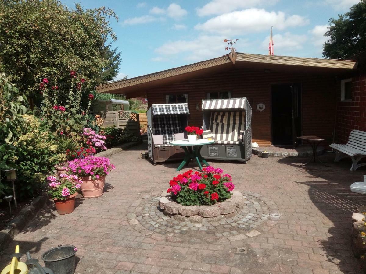 Ferienwohnung Stanke Budelsdorf Ngoại thất bức ảnh
